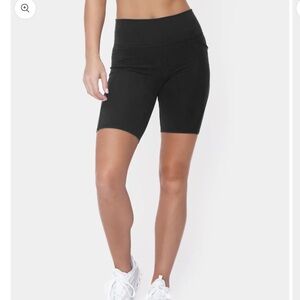 Oasis PureLuxe High-Waisted 6'' Short